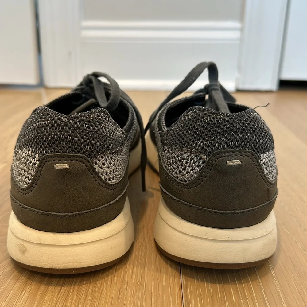 Cole Haan GrandPro Sneakers Runner Stitchlite Knit Men’s Size 10.5 Gray Shoes